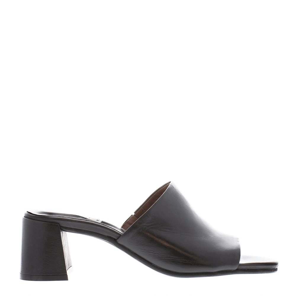 Carl Scarpa Talulla Black Leather Block Heel Mule Sandals